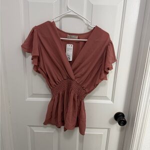 Jon & Anna Ruffle Sleeve Blouse in Rose